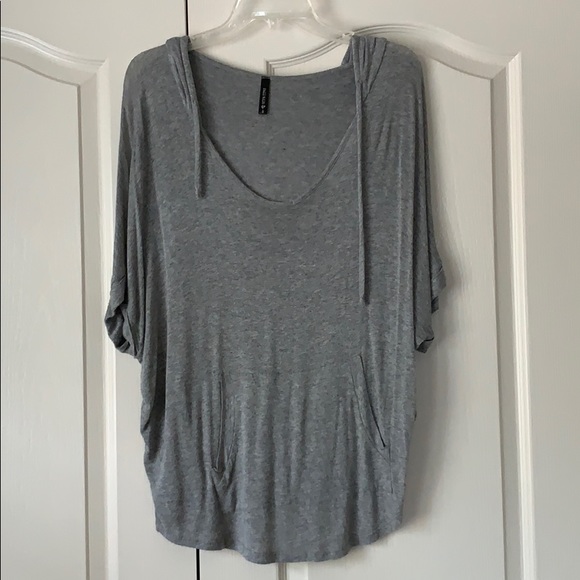 Gray hoodie top - Picture 1 of 5